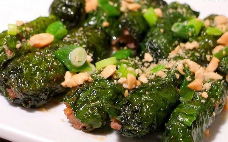 Grapefruit Leaf Grilled Pork